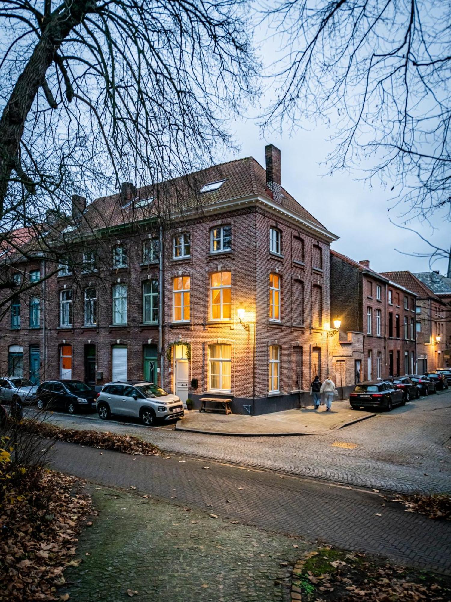 Romantic Escape And Wellness At Miss Tinguett In Bruges Exterior photo