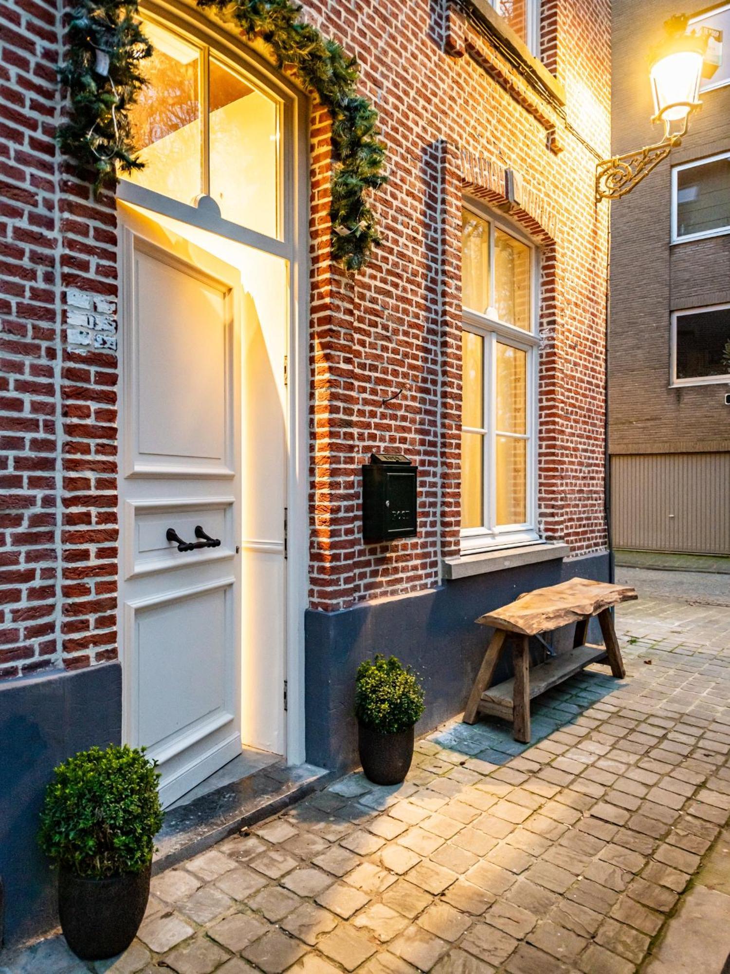 Romantic Escape And Wellness At Miss Tinguett In Bruges Exterior photo